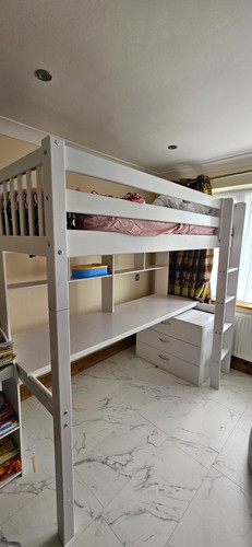 White wooden single - white, high